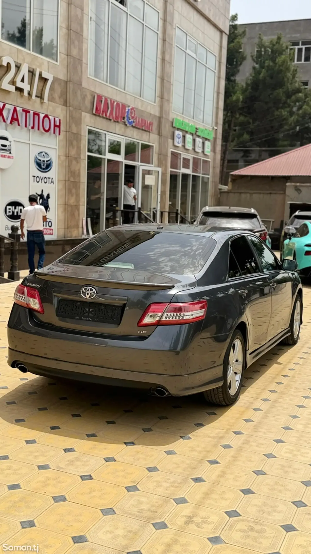 Toyota Camry 2010 · 2.5 AT