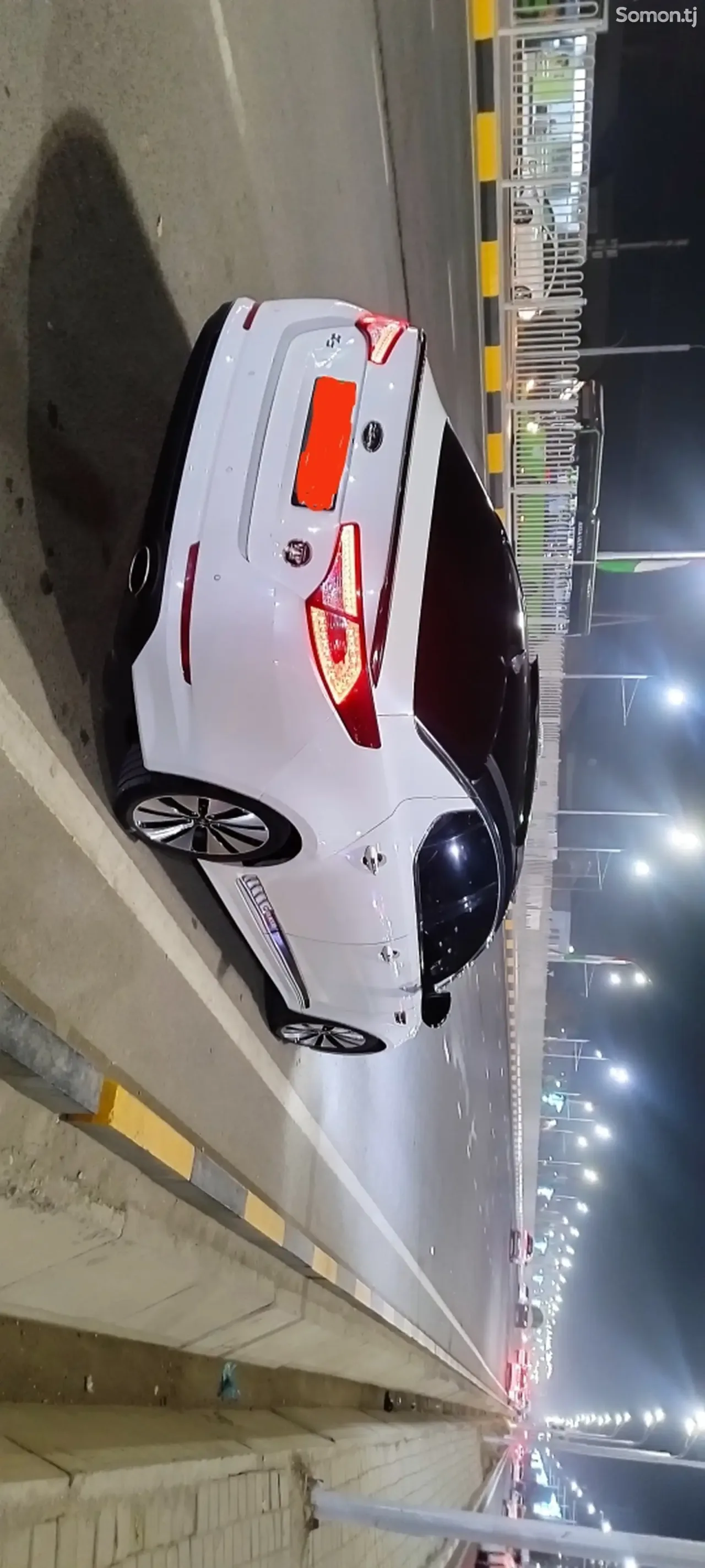 Kia K5 2012 · 2.0 AT