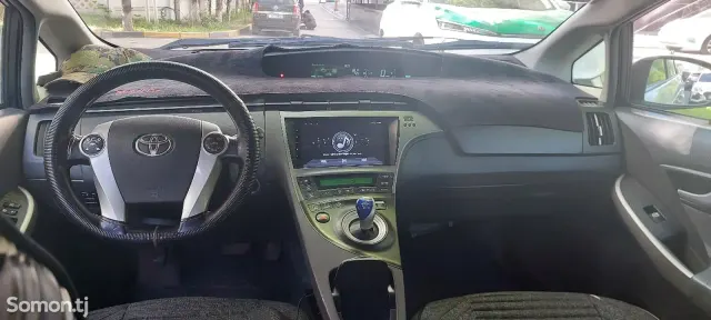Toyota Prius 2010 · 1.8 AMT