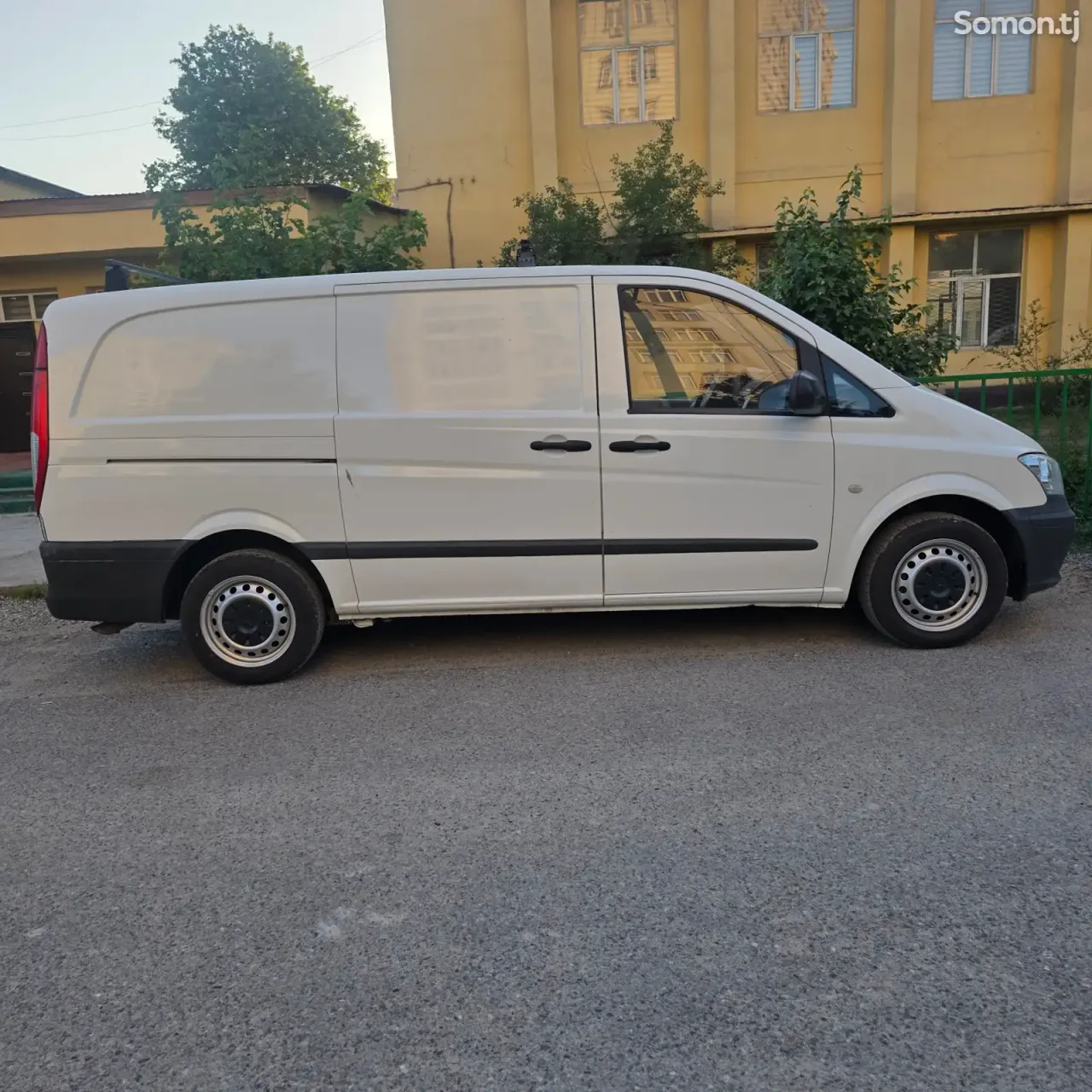 Mercedes-Benz Viano 2014 · 2.2 MT