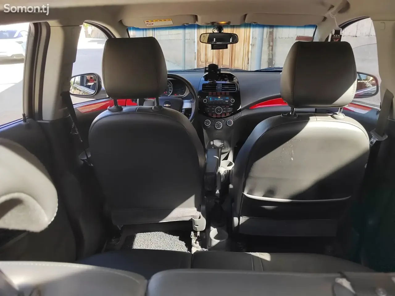 Chevrolet Spark 2014 · 1.1 AT