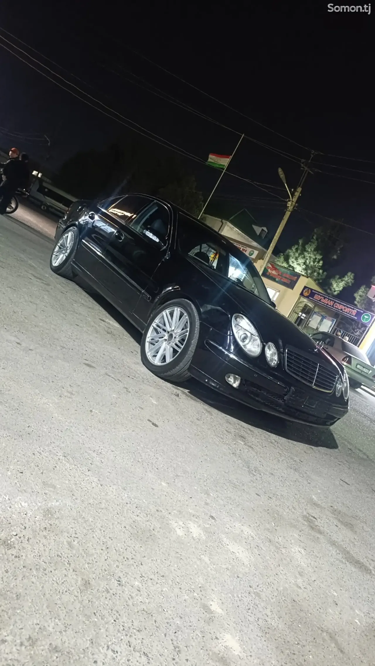 Mercedes-Benz E class 2003 · 5.0 AT