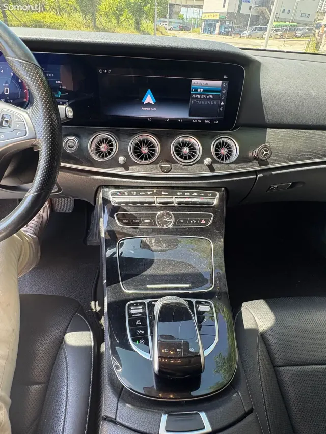 Mercedes-Benz E class 2017 · 2.0 AT