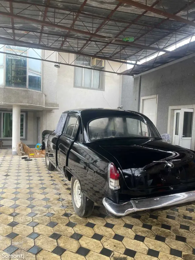 ГАЗ 21 1957 · 2.5 MT