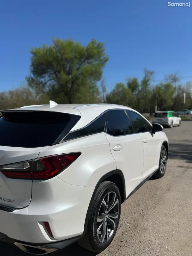 Lexus RX series 2017 · 3.5 AT