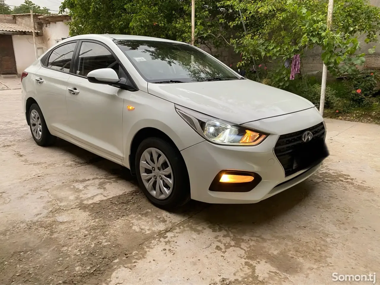 Hyundai Solaris 2019 · 1.6 AT