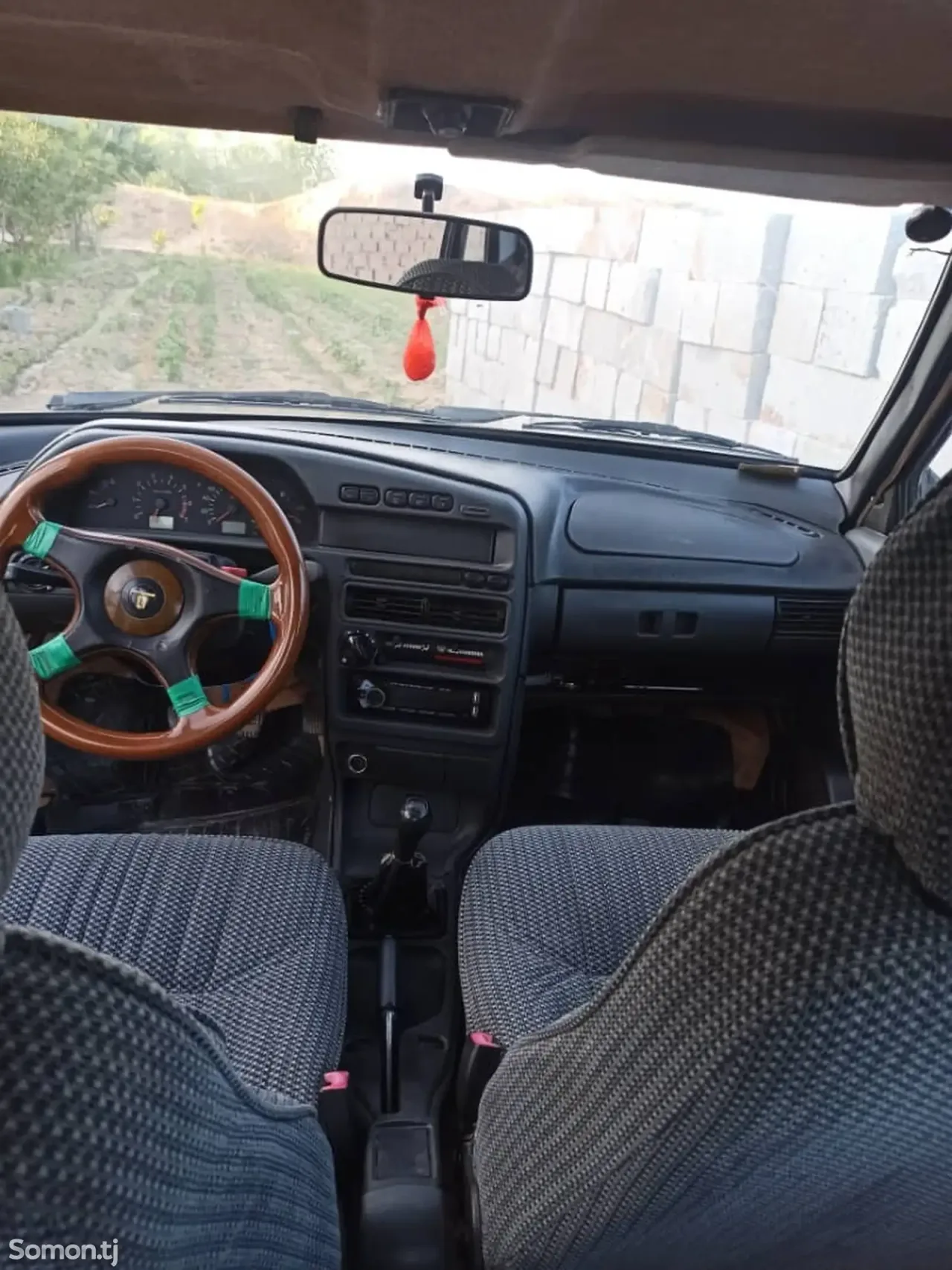 Lada (ВАЗ) 2115 2004 · 0.6 MT