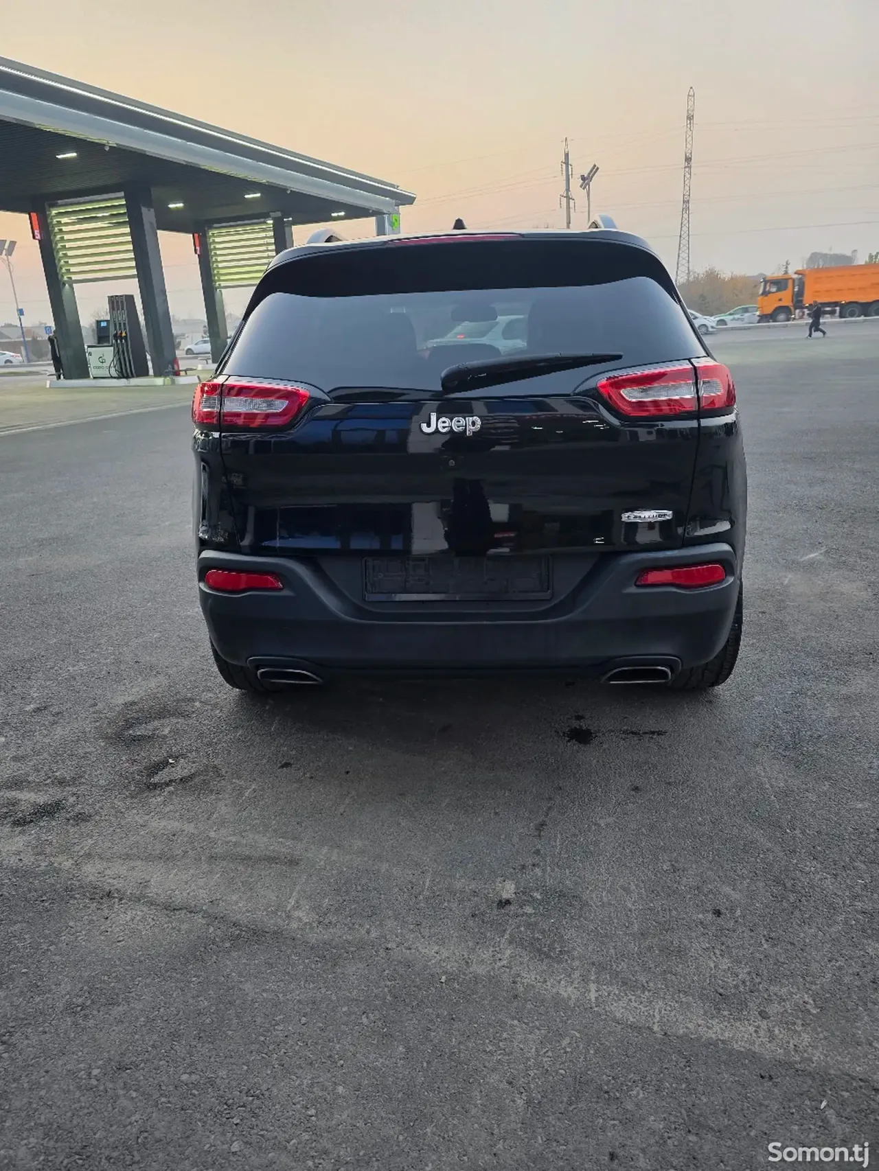 Jeep Cherokee 2017 · 3.0 AT