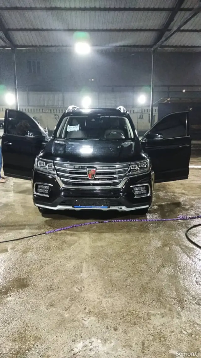 Roewe RX8 2017 · 3.0 AT