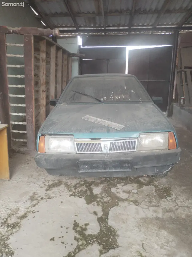 Lada (ВАЗ) 21099 1997 · 1.6 MT