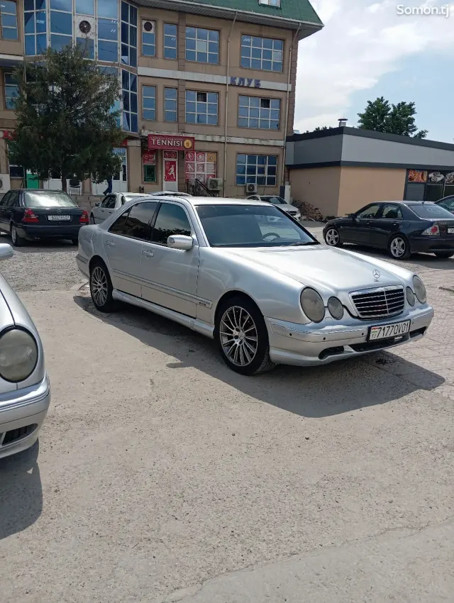 Mercedes-Benz C class 1999 · 4.3 AT