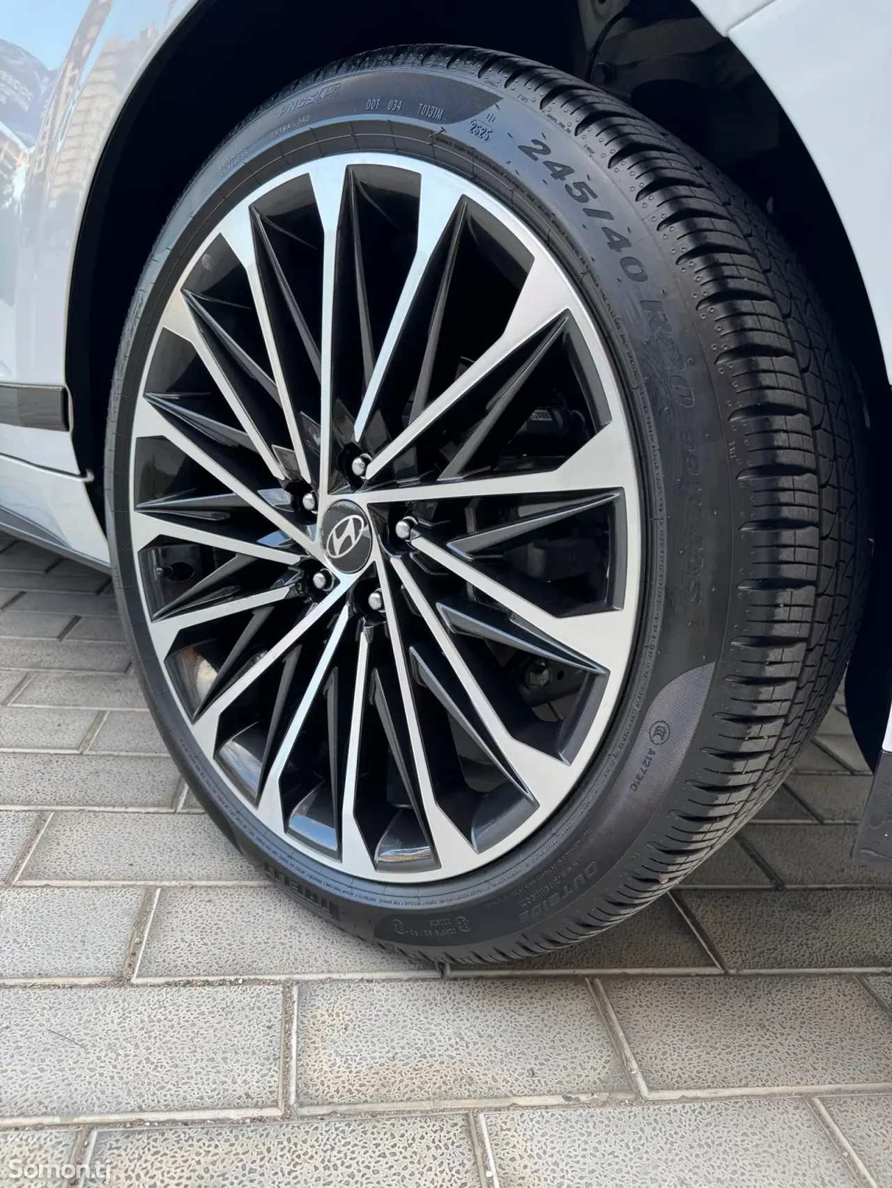 Hyundai Grandeur 2026 · 1.6 AT