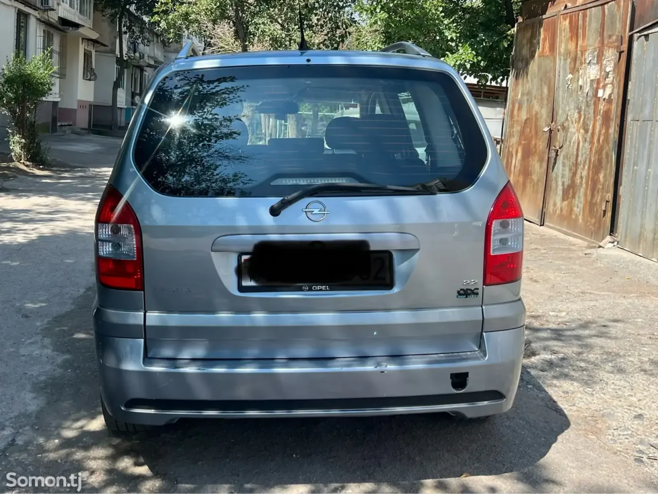 Opel Zafira 2006 · 2.2 AT