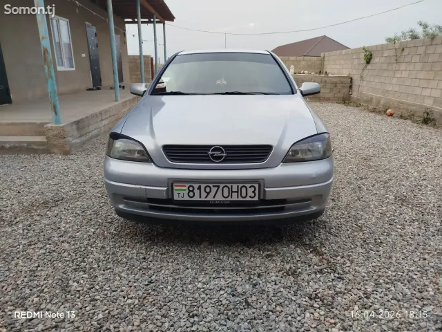 Opel Astra G 2002 · 1.6 MT
