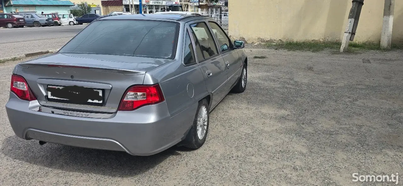 Daewoo Nexia 2000 · 1.6 MT