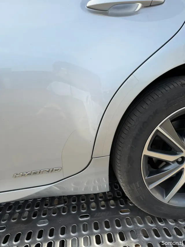 Lexus ES series 2016 · 3.0 AT