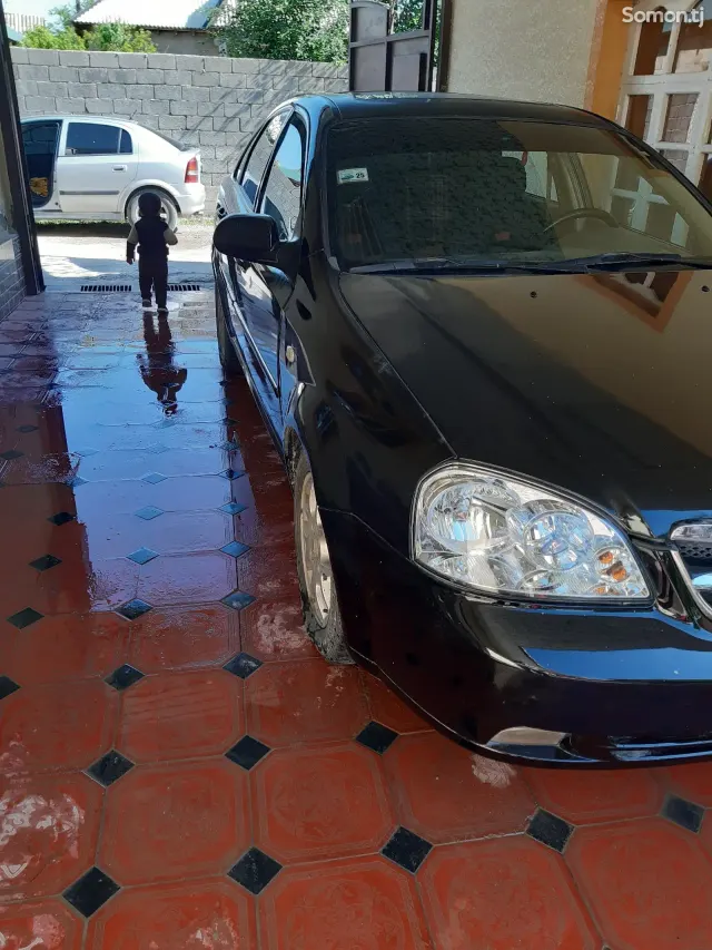Chevrolet Lacetti 2007 · 1.8 AT
