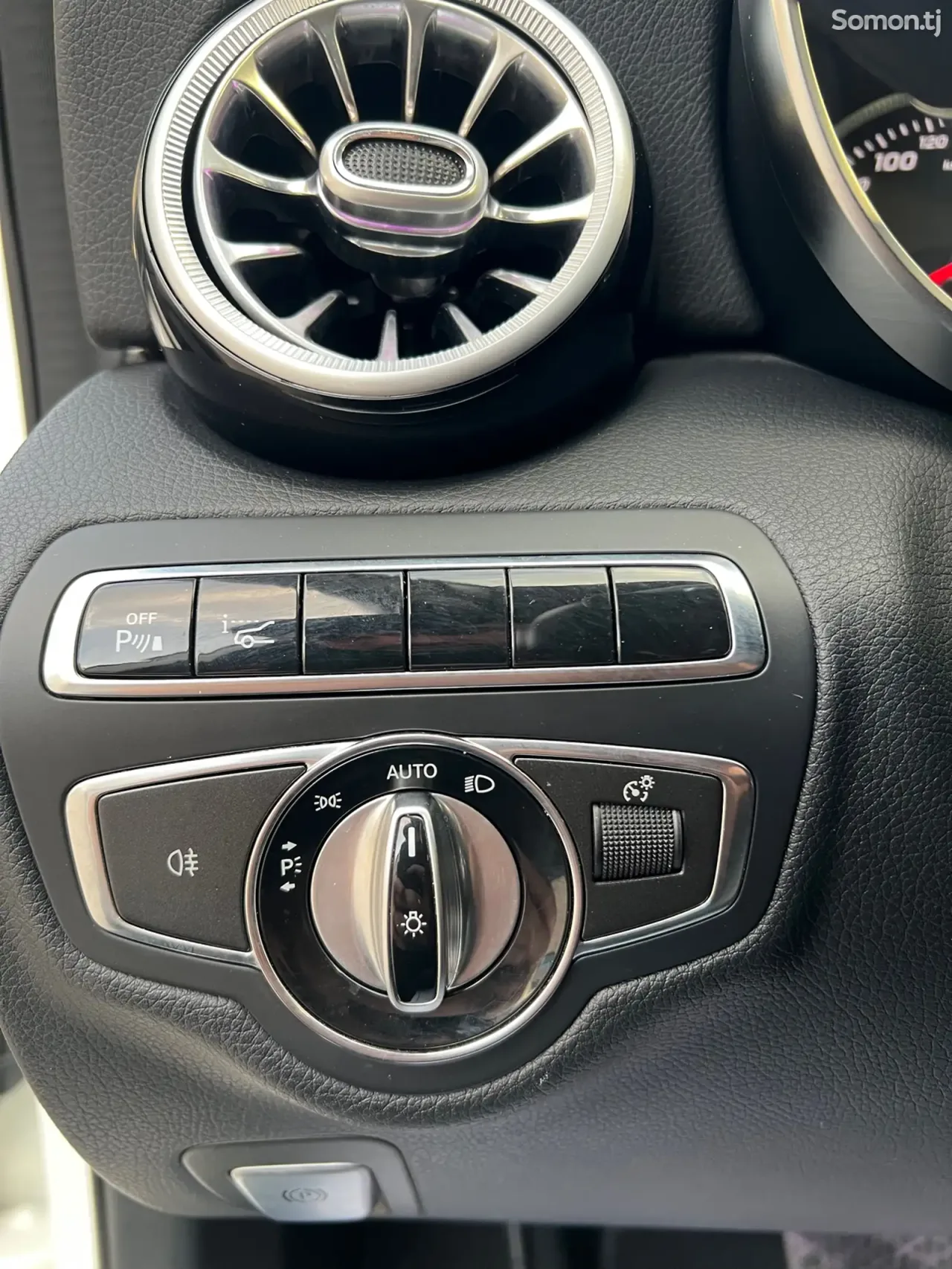 Mercedes-Benz C class 2015 · 2.0 AT