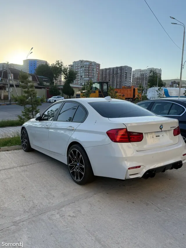 BMW 3 series 2014 · 2.8 AT