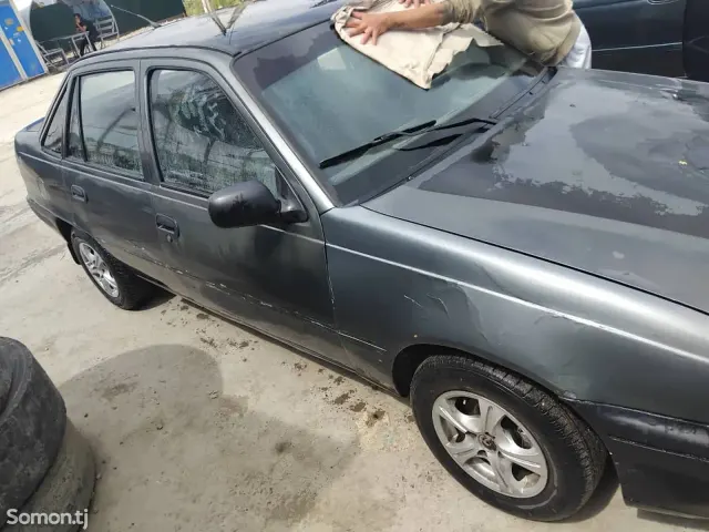 Daewoo Cielo 1995 · 1.6 MT