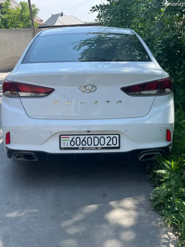 Hyundai Sonata 2018 · 2.0 AT
