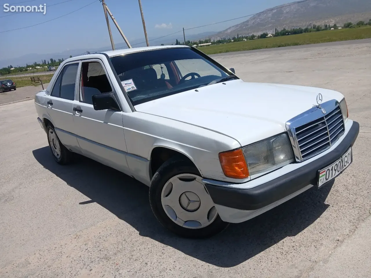 Mercedes-Benz W201 1989 · 2.0 MT