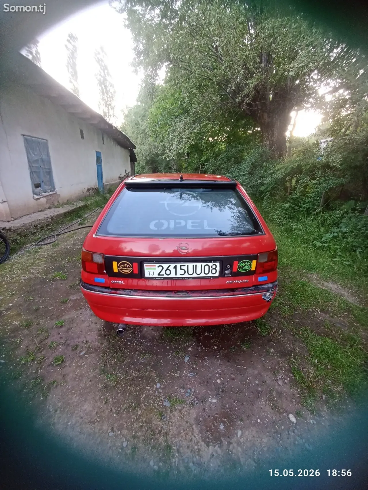 Opel Astra F 1993 · 1.6 MT