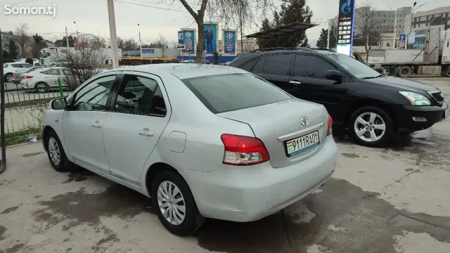 Toyota Belta 2008 · 1.1 AT