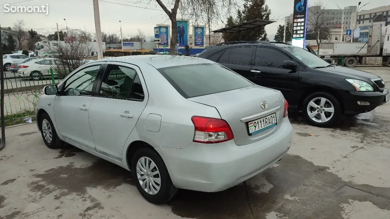 Toyota Belta 2008 · 1.1 AT