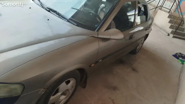 Opel Vectra B 1997 · 1.6 MT