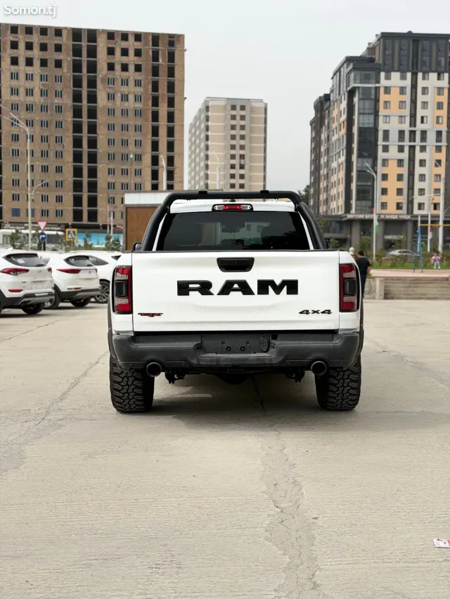 Dodge RAM 2023 · 3.6 AT