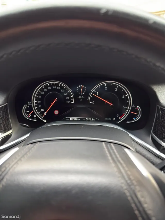 BMW 7 series 2018 · 3.0 AT