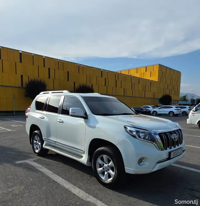 Toyota Land Cruiser Prado 2013 · 4.0 AT