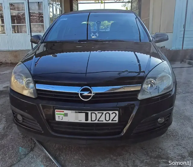 Opel Astra H 2006 · 1.9 MT