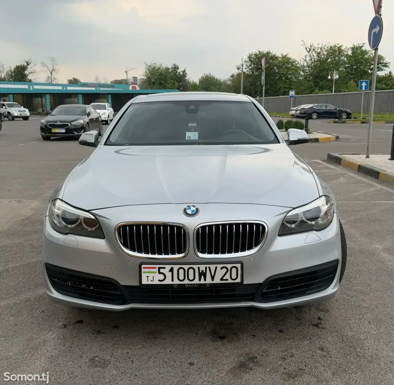 BMW 5 series 2015 · 2.0 AT
