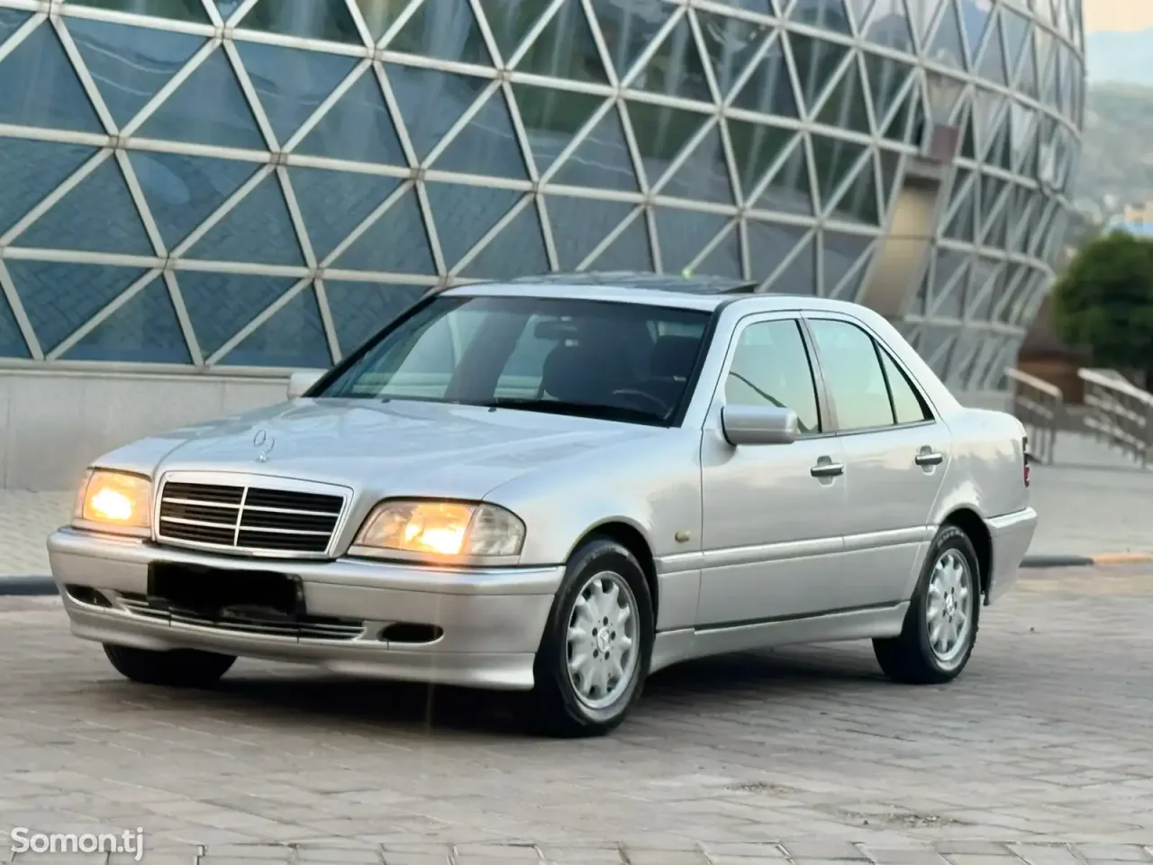 Mercedes-Benz C class 1999 · 2.0 AT