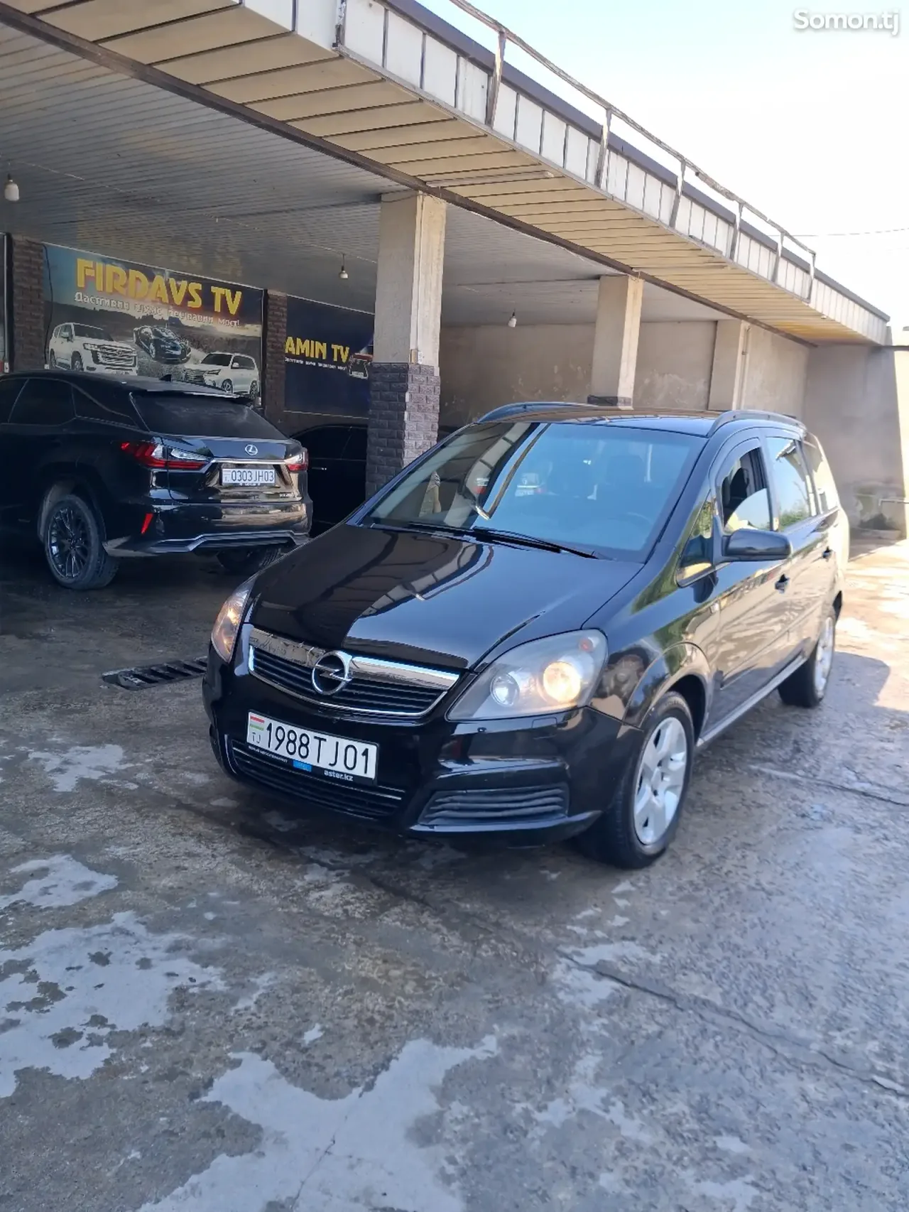 Opel Zafira 2006 · 1.6 MT