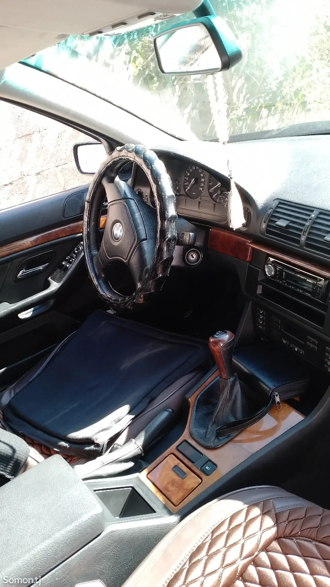 BMW 5 series 1997 · 2.0 MT