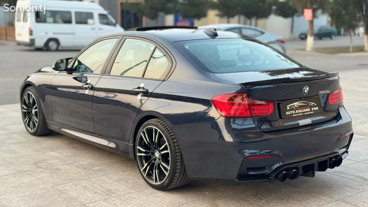 BMW 3 series 2014 · 2.0 AT