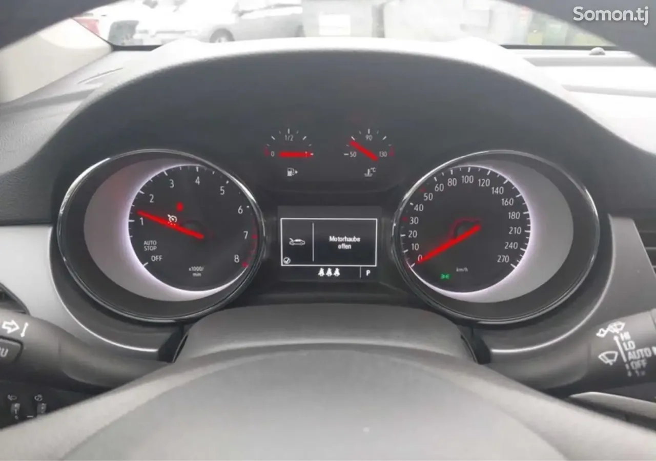 Opel Astra K 2020 · 1.4 AT