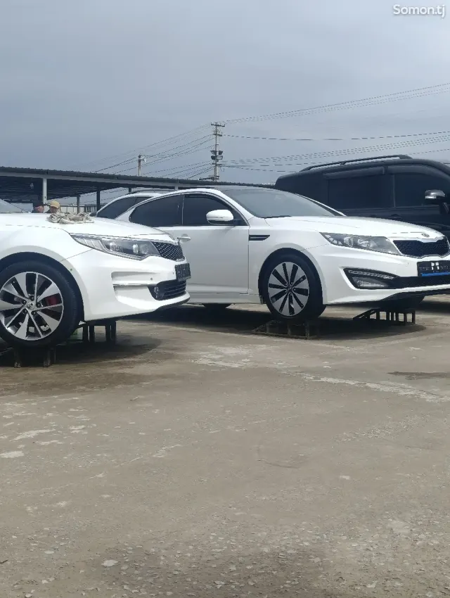 Kia K5 2011 · 2.0 AT