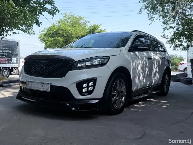 Kia Sorento 2016 · 2.2 AT