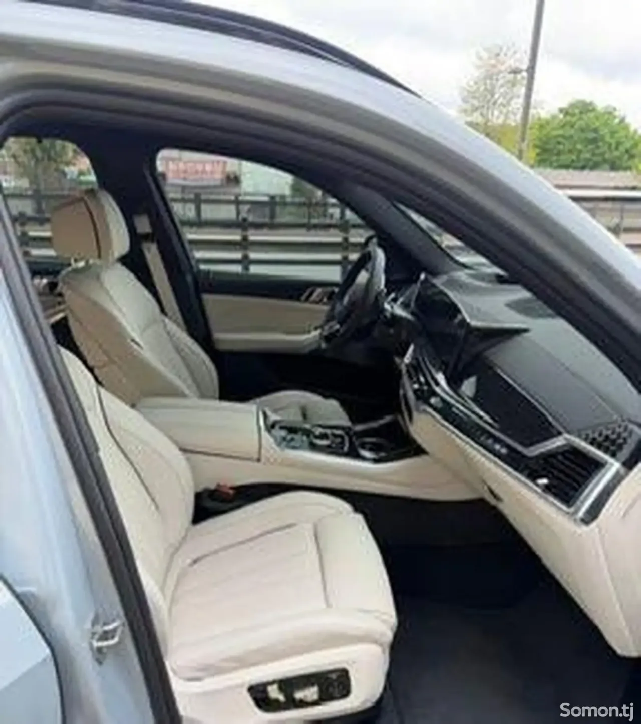BMW X5 M 2026 · 3.0 AT