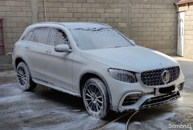 Mercedes-Benz GLC class 2018 · 2.0 AT