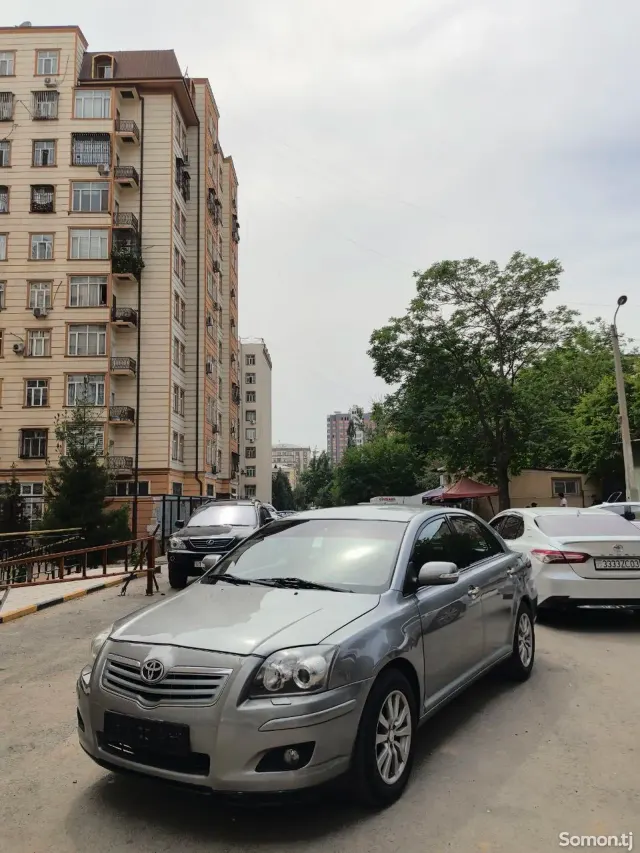Toyota Avensis 2008 · 2.0 AT