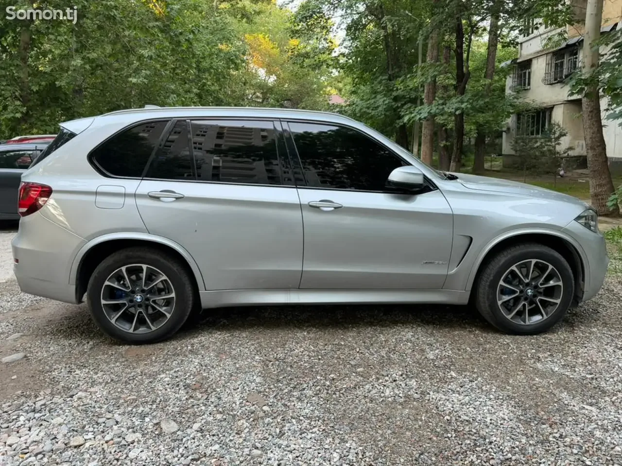 BMW 5 series 2014 · 3.5 AT