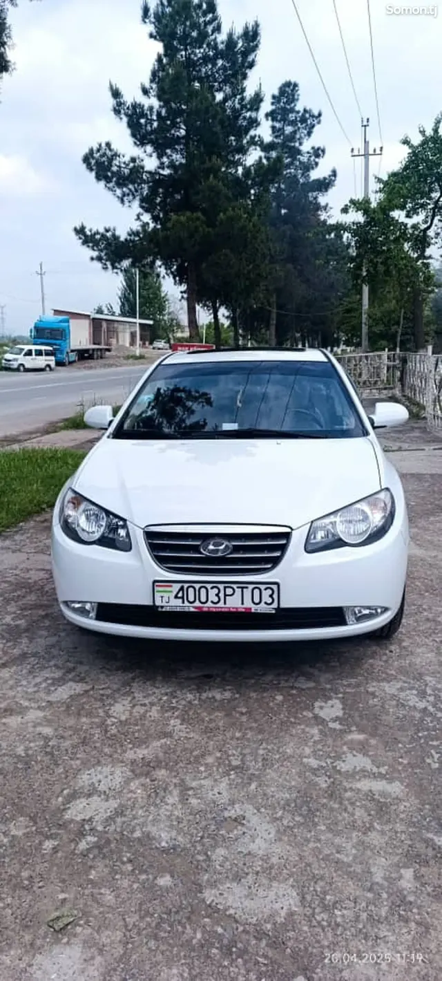 Hyundai Avante 2008 · 1.6 AT