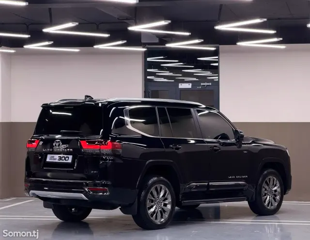 Toyota Land Cruiser 2026 · 3.5 AT