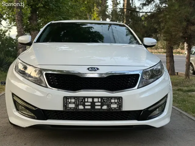 Kia K5 2013 · 2.0 AT