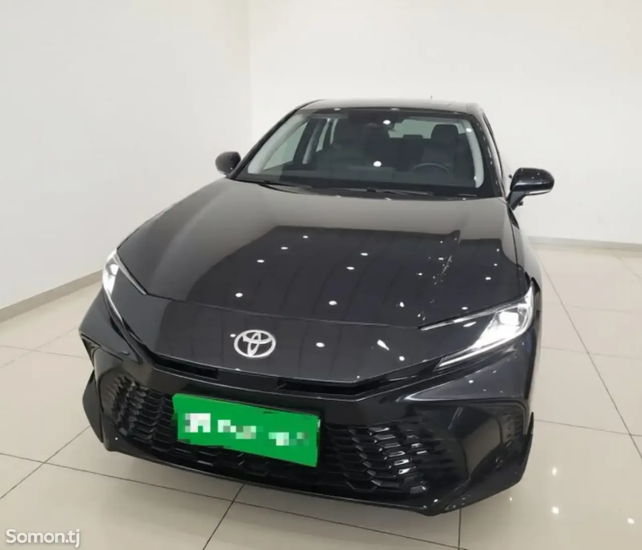 Toyota Camry 2025 · 2.0 AT